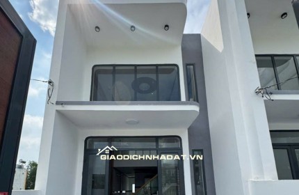 Bán gấp căn gác lửng sổ riêng ngay cầu Bạch Đằng Tân Uyên 490TR