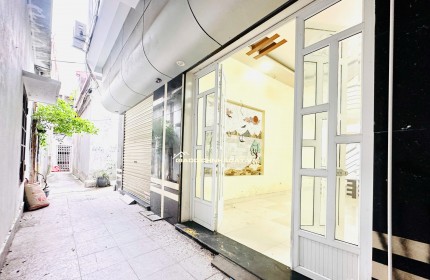 ĐÌNH ĐÔNG 3.5 TẦNG GIA CHỈ 2 TỶ BÌA ĐẸP.