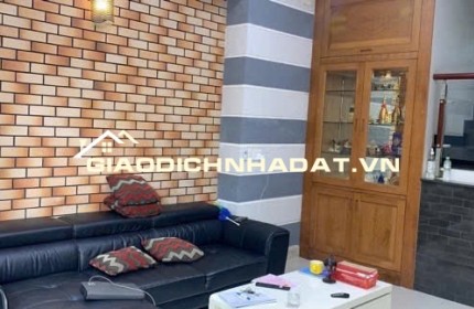 BÁN NHÀ ĐẸP HẺM XE TẢI- 4 TẦNG- GIÁ 5,6 TỶ- BÌNH TÂN