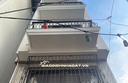 Bán nhà Cổ Linh 35m 7 tầng thang máy, lô góc, ô tô hơn 8 tỷ