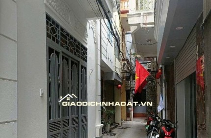 NHÀ ĐẸP LÕI HOÀNG MAI, DT 28M2-5T-6.78 TỶ (CTL)- MẶT NGÕ- 3 GÁC PHÓNG- NÔNG GẦN PHỐ 