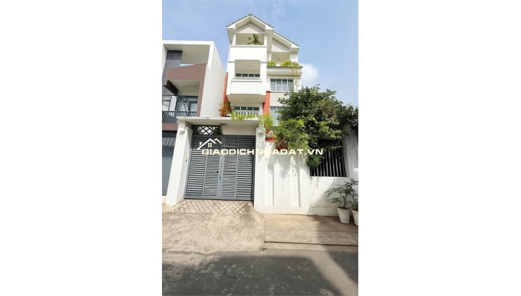 Bán Gấp! Biệt Thự ngay Chợ Tân Hương, Tân Phú – Giá Giảm 2 tỷ, cơ hội vàng cho khách mua thật sự