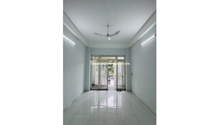 Bán Gấp Nhà Xinh- An Lạc Bình Tân - 84m2 - Hẻm 9M - Vuông Vức ~85tr/m2
