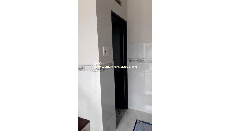 BÁN nhà ngõ Tân Hòa Đông, Q.6. DT 18m2, 1PN, 2WC. Giá 1.9 tỷ, sổ hồng.