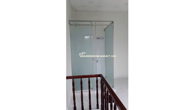 BÁN nhà ngõ Tân Hòa Đông, Q.6. DT 18m2, 1PN, 2WC. Giá 1.9 tỷ, sổ hồng.