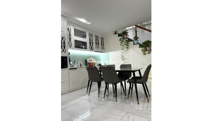 Bán Nhà – An Lạc – Bình Tân– 51m² – 3 T – 3PN – Ô Tô – Nhà Vuông Đẹp–Nhỉnh 7ty