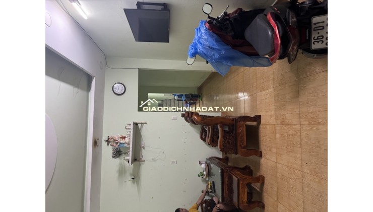 Chính chủ bán nhà 2 tầng đường Huỳnh Tấn Phát Quận 7
