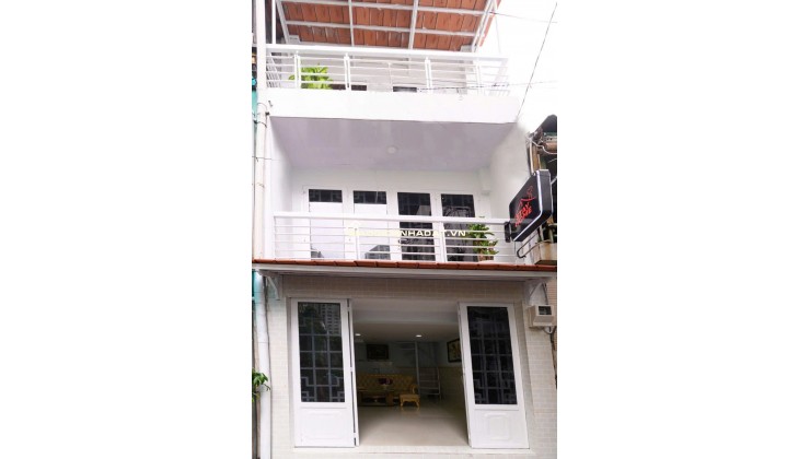 Cho thuê nhà nguyên căn hẻm xe hơi tại Quận Bình Thạnh