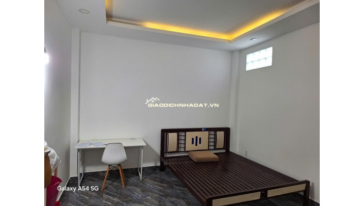 Phòng cho thuê mới 20m2 Full nội thất cơ bản hẻm 118 Phan Huy Ích