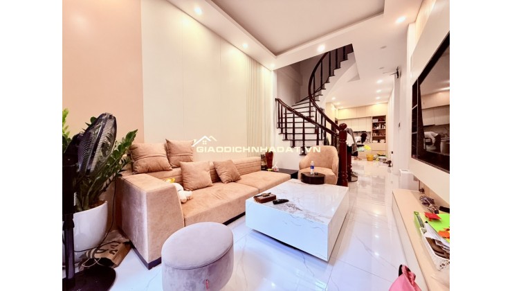  KHÂM THIÊN – NHÀ ĐẸP – CẠNH TRƯỜNG HỌC – 41M – 4 TẦNG – 8,8 TỶ 
