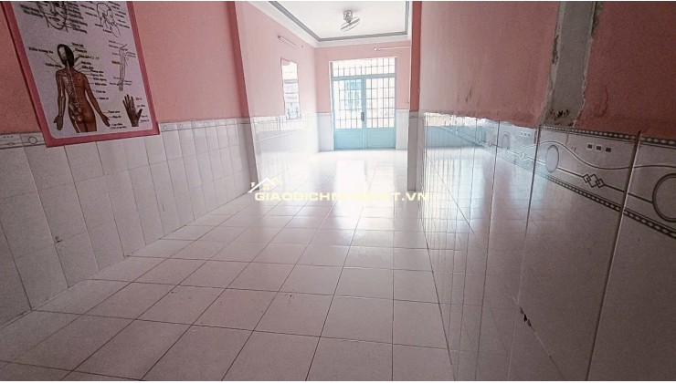 6 - Chủ gửi: Cho thuê nhà 6 triệu mặt tiền hẻm 233