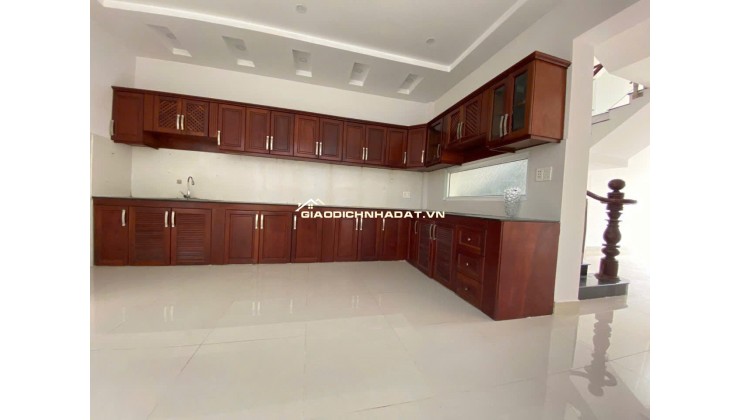 Bán nhà DT 201,9m2 Đường Nam Cao có 6PN đang kinh doanh nhà trọ