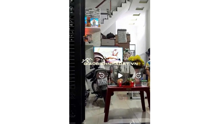 Bán nhà đúc 1 lầu Đường 1A Vĩnh lộc B Bình Chánh có 3PN hẻm xe hơi