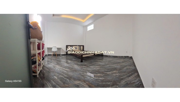Phòng cho thuê mới 20m2 Full nội thất cơ bản hẻm 118 Phan Huy Ích