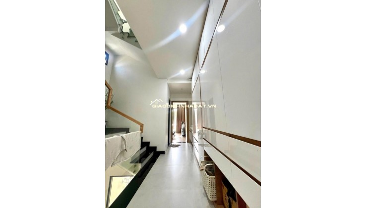 Bán Nhà - Tân Phú – 74m² - Mới Đẹp - Gần Aeon -  A4 - 4 T - 4PN - HXH - 9.x Tỷ
