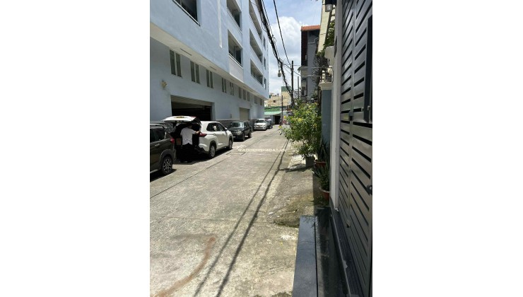 Chính Chủ Bán HXH Lê Thị Bạch Cát, P11, Q11. DT 4.15x20m, Giá Tốt 11 tỷ, Liên Hệ Anh Huy 0936995872