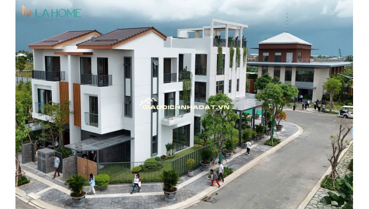 Nhà phố giáp Bình Chánh chỉ trả trước 850 triệu
