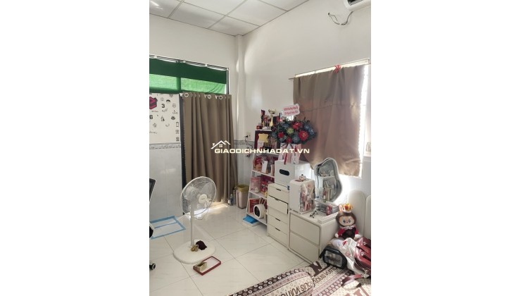  CĂN GÓC 2 TẦNG THOÁNG MÁT / HẺM 3M - SÁT MẶT TIỀN HUỲNH TẤN PHÁT - P. TÂN THUẬN TÂY ** Q7
