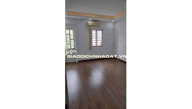 NHÀ ĐẸP DIỆN TÍCH TO - HẺM XE HƠI