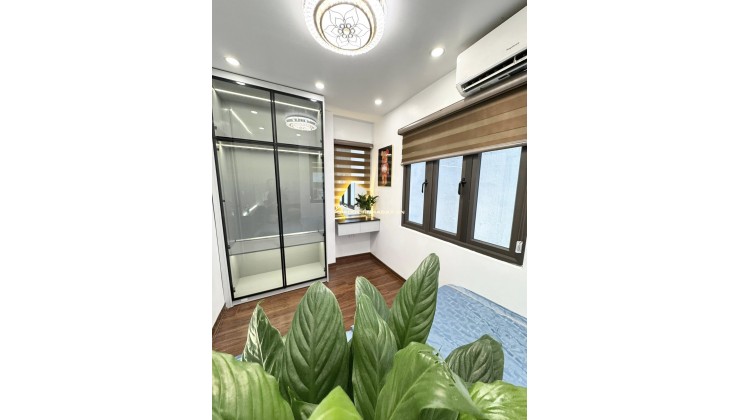 La Thành – Đống Đa – 26m² – 5 tầng – mặt ngõ thông – 5.75 tỷ