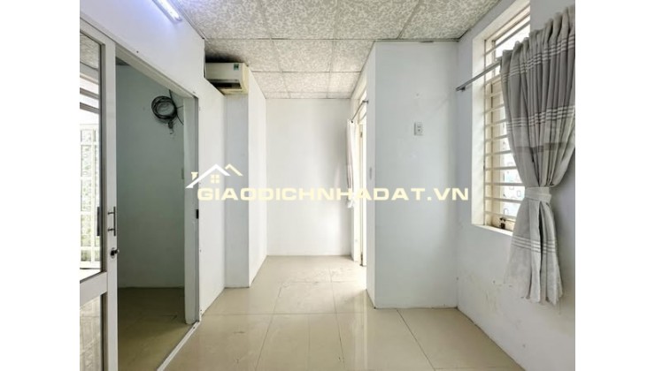 Quận 3 - Lê Văn Sỹ