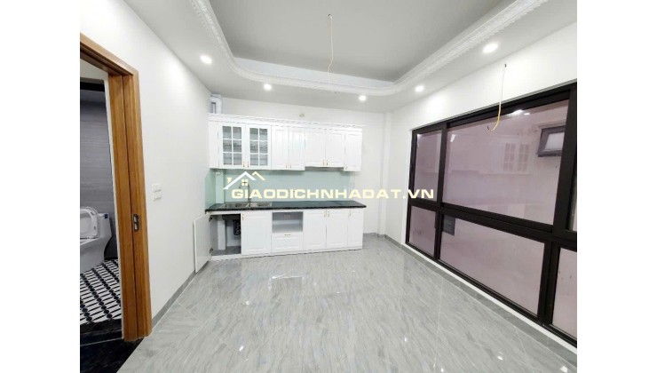 NHÀ ĐẸP MỚI TINH . Cổ Nhuế - Bắc Từ Liêm 35m 6 tầng mặt tiền 4,3m 7,25 tỷ 
sổ đỏ vuông vắn cất két .