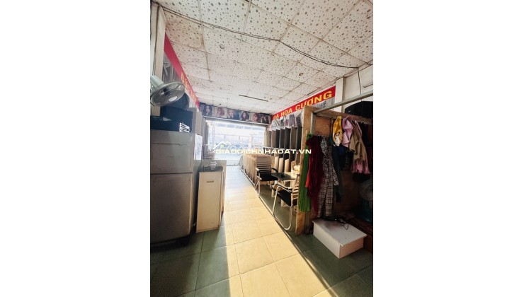 Chủ bán gấp mặt tiền kinh doanh trục đường chính Lê Văn Khương của Quận 12.
GIẢM CHÀO 200 TRIỆU; GIÁ MỚI 9 TỶ 300 TRIỆU