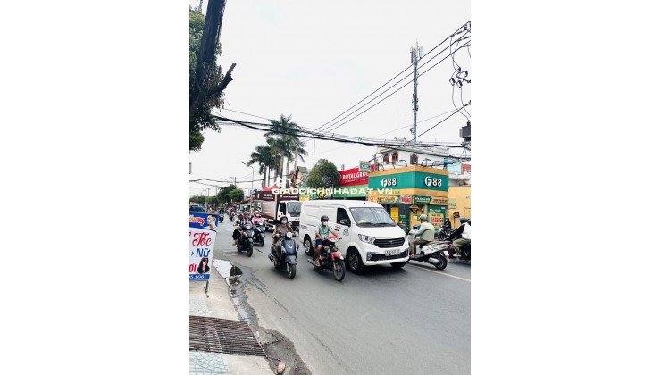 Chủ bán gấp mặt tiền kinh doanh trục đường chính Lê Văn Khương của Quận 12.
GIẢM CHÀO 200 TRIỆU; GIÁ MỚI 9 TỶ 300 TRIỆU