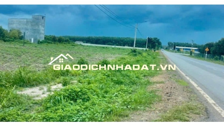 Thanh lý lô đất sổ sắn đất ở đô thị khách cầm bỏ gần DT756 giá chỉ 230tr