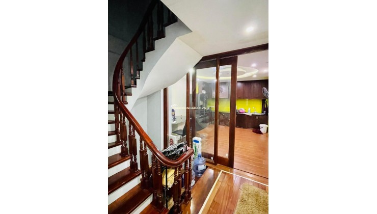 Bán nhà Phố Quang trung DT 72m2, 4 Tầng, MT 3m, Giá 14.8 tỷ Hà Đông