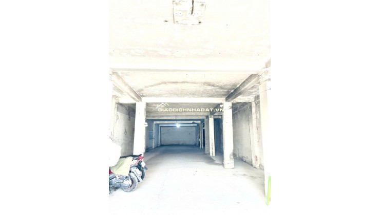 BÁN GẤP Nhà 2 MẶT TIỀN 6 lầu ngang 8m x dài 35m đường Điện Biên Phủ Bình Thạnh
