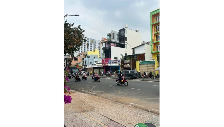 Chính Chủ Bán Mặt Tiền Nguyễn Văn Thủ, P.Đa Kao, Q.1. DT: (3.86 x 15.6m), Giá Chỉ 40 Tỷ. Liên Hệ: 0911.160.692