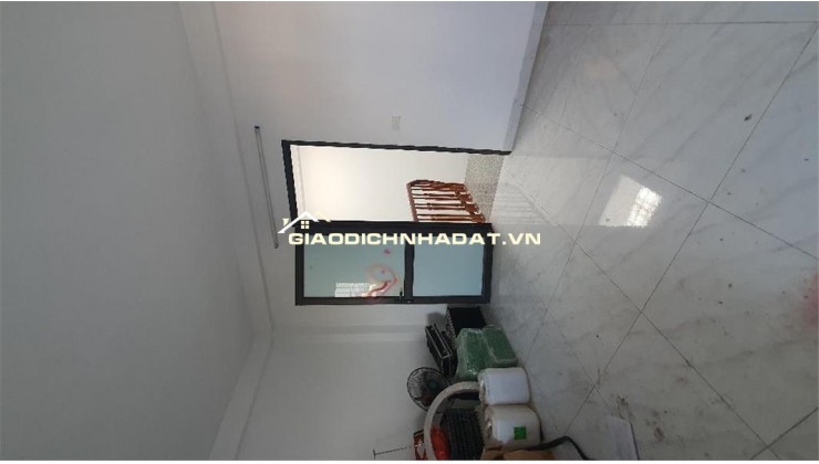 Nhà Kẻ Vẽ, 5 tầng, dân xây, lô góc, xe 45 chỗ đỗ cửa chỉ 6,9 tỷ