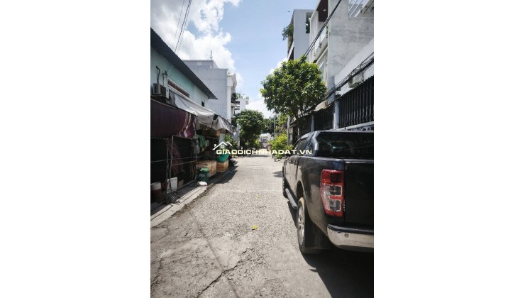  BÁN NHÀ 3 TẦNG MỚI ĐẸP DỌN VÀO Ở NGAY - HẺM XE HƠI ĐƯỜNG PHAN HUY ÍCH  NGAY EMATR 2 - DT 4x16  - CHỈ NHỈNH 6 TỶ ( TL chính chủ)
