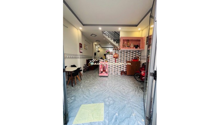 Nhà 5 tầng đẹp không tì vết, Chiến lược, Bình Tân