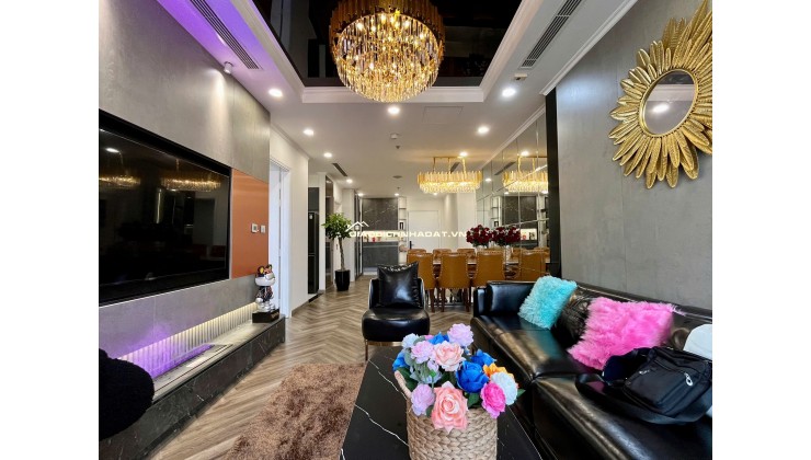 Cần bán căn hộ hoa hậu 3 PN toà Park 12 Times City gấp. Hướng Nam mát. Lh 0011947422