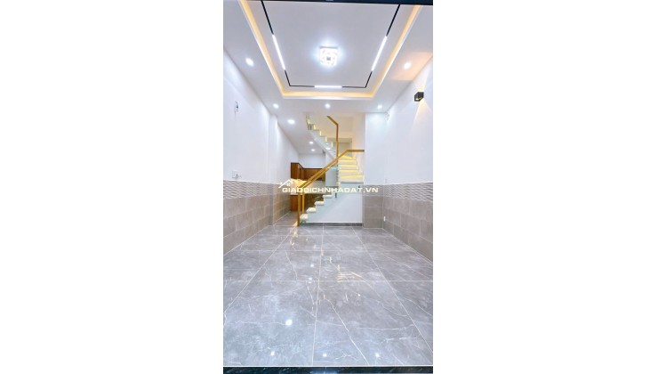 CÁCH 3 CĂN RA MẶT TIỀN 
NHÀ MỚI CÓ 4 TỶ  DTDS 50 M2