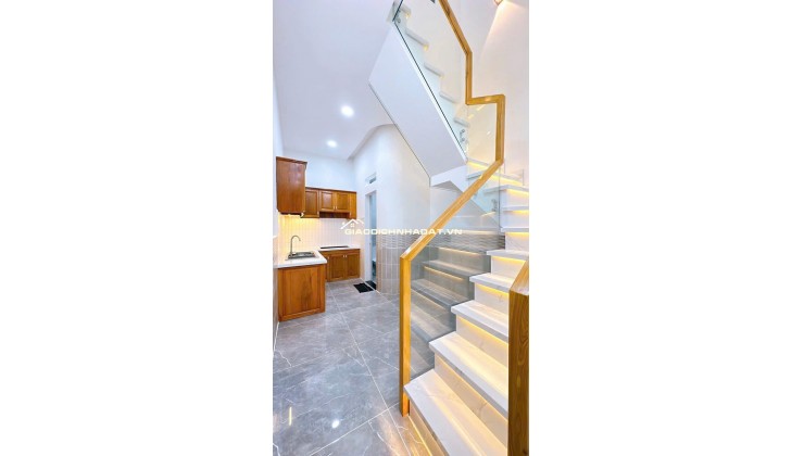 CÁCH 3 CĂN RA MẶT TIỀN 
NHÀ MỚI CÓ 4 TỶ  DTDS 50 M2