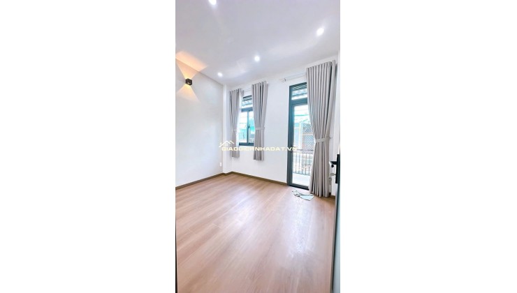 CÁCH 3 CĂN RA MẶT TIỀN 
NHÀ MỚI CÓ 4 TỶ  DTDS 50 M2
