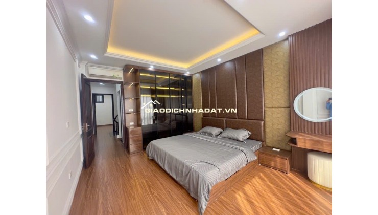 Nhà Tây Hồ 51m, 6 tầng, thông Võ Chí Công, thông Xuân La, thông Ngoại giao đoàn.