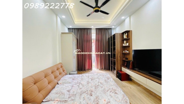 MẶT TIỀN KINH DOANH TÂN ĐỊNH QUẬN 1 - 63M (4x15) - NHÀ MỚI 3 TẦNG - 3PN  FULL  NỘI THẤT LUXURY