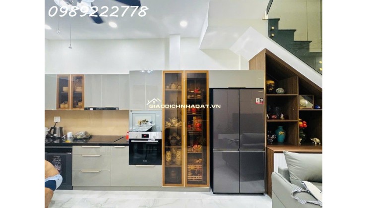 MẶT TIỀN KINH DOANH TÂN ĐỊNH QUẬN 1 - 63M (4x15) - NHÀ MỚI 3 TẦNG - 3PN  FULL  NỘI THẤT LUXURY