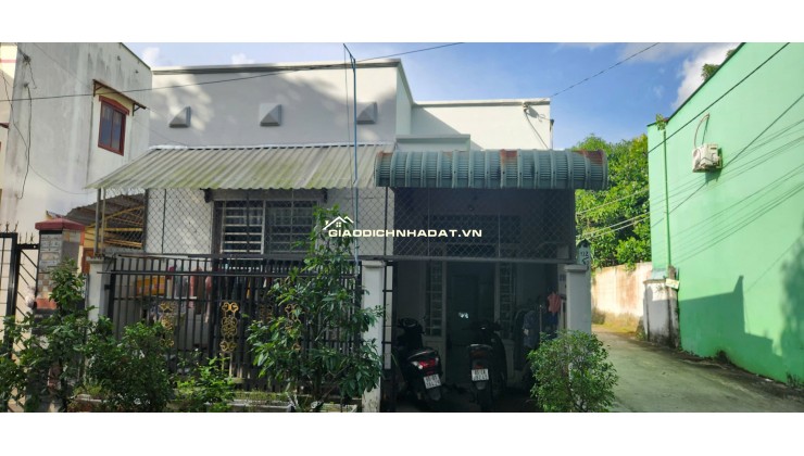BÁN NHÀ MẶT TIỀN - GẦN TRUNG TÂM P. BÌNH THỦY - GIÁ CHỈ 2 TỶ, SỔ HỒNG RIÊNG - DỌN VÀO Ở NGAY