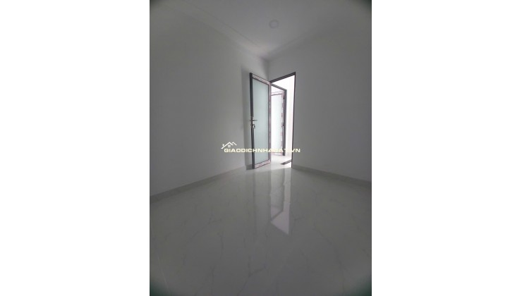 NHÀ BÁN 1 LẦU – GẦN MẶT TIỀN NGUYỄN VĂN QUÁ – CHỈ 1.4 TỶ. LH:0984295419.
