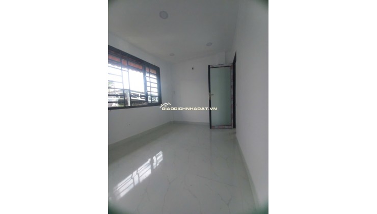 NHÀ BÁN 1 LẦU – GẦN MẶT TIỀN NGUYỄN VĂN QUÁ – CHỈ 1.4 TỶ. LH:0984295419.
