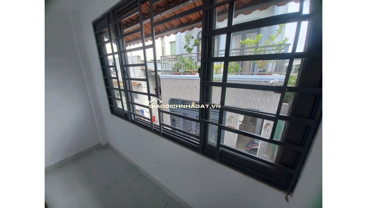 NHÀ BÁN 1 LẦU – GẦN MẶT TIỀN NGUYỄN VĂN QUÁ – CHỈ 1.4 TỶ. LH:0984295419.