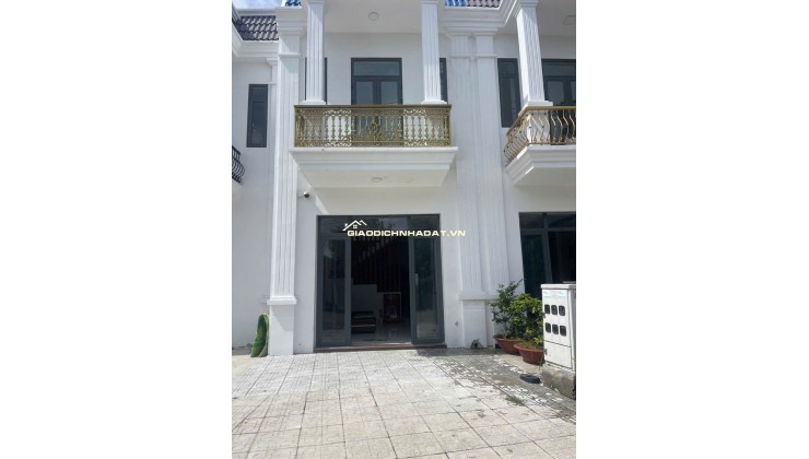 CẦN TIỀN ĐẦU TƯ BÁN NHANH  NHÀ MẶT TIỀN MỚI XÂY DT : 73,6M2 PHƯỜNG THẠNH PHƯỚC - THỊ XÃ TÂN UYÊN