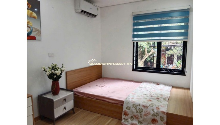 Căn tập thể phố Thọ Lão Hai Bà Trưng dt 120m2 giá chỉ có 2,25 tỷ nhà đẹp long lanh