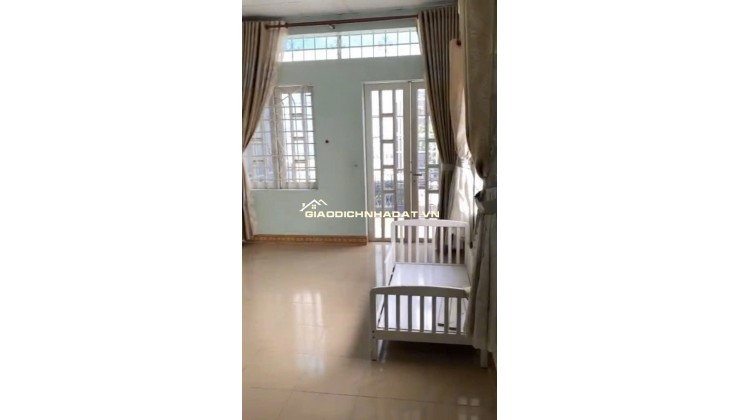 NHÀ 2 TẦNG HOÀN CÔNG - ĐƯỜNG THÔNG - 1 BƯỚC RA ĐƯỜNG CHƯƠNG DƯƠNG - SÁT VÁCH ĐH NGÂN HÀNG  - 3,95 Tỷ TL