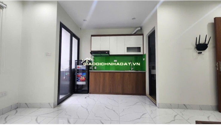Tây Hồ Siêu phẩm 83m, 8 tầng, cầu thang máy xịn! 12 phòng khép kín! Dòng .tiền. 11 tỷ./1 năm!
